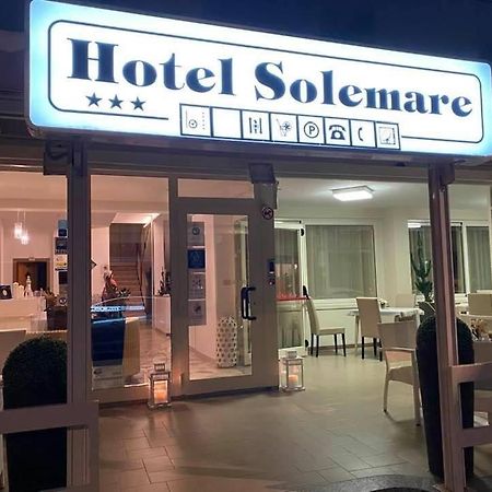 Hotel Solemare Cesenatico Kültér fotó