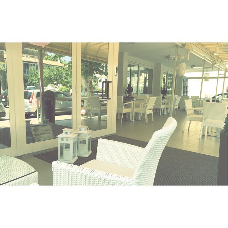 Hotel Solemare Cesenatico Kültér fotó