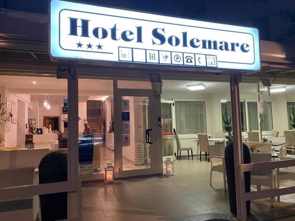 Hotel Solemare Cesenatico Kültér fotó
