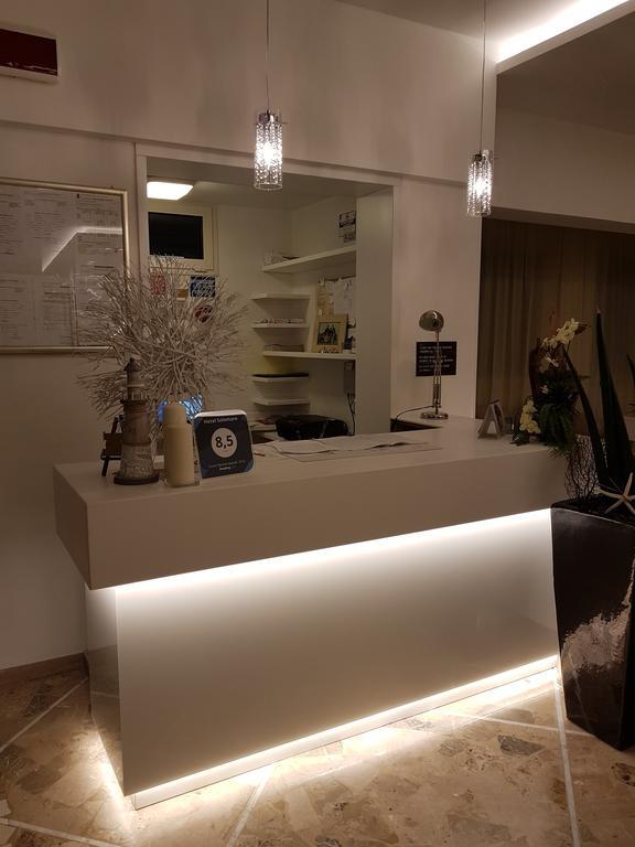 Hotel Solemare Cesenatico Kültér fotó